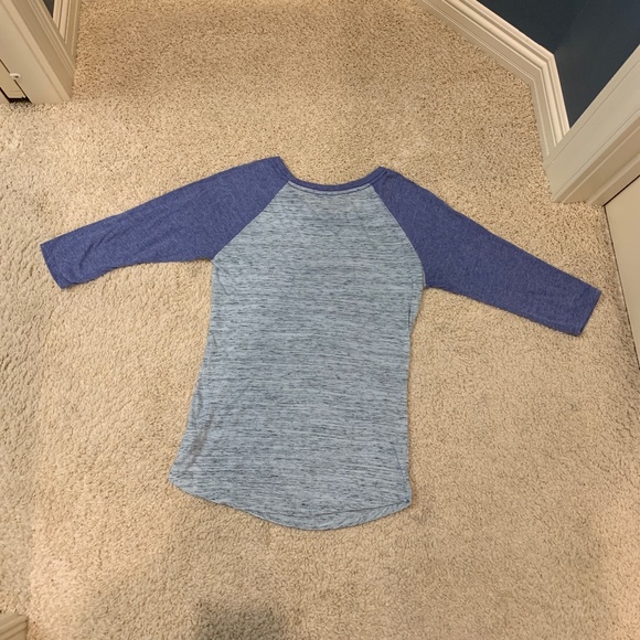 Hurley 3/4 Sleeve Shirt size Small - Picture 4 of 4